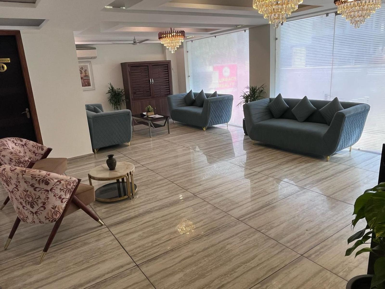 Hotel The Luxe 18 - Golf Course Road Gurgaon Esterno foto